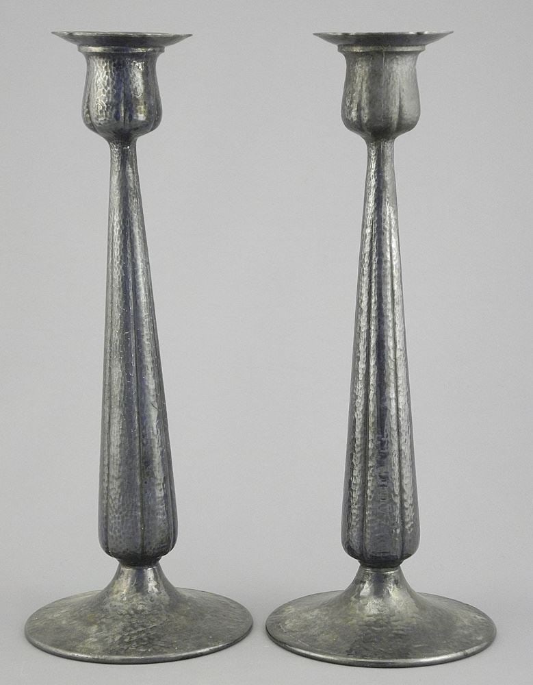 Pair of Meriden Co. Arts & Crafts Style Candlesticks.: Pair of Meriden Co. Arts & Crafts Style Candlesticks.