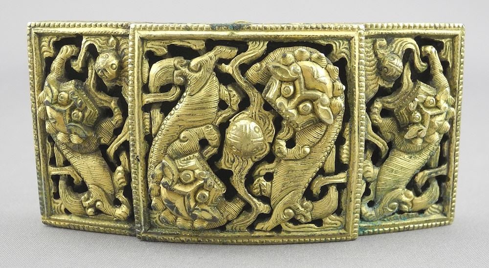 Qing Gilt Bronze Belt Buckle, 1 1/2 x 2 3/4 x 1/2", 85.3g (as found). (1 of 4)