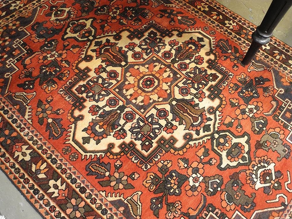 Baktyar Hand Knotted Rug Approximately 5'1" x 7'.: Baktyar Hand Knotted Rug Approximately 5'1" x 7'.