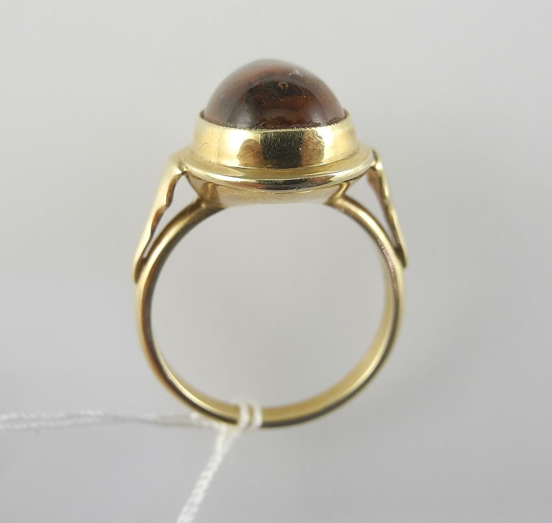 Modernist 10K (marked) Gold & Amber Ring, Size 7, 3.9g. (1 of 3)