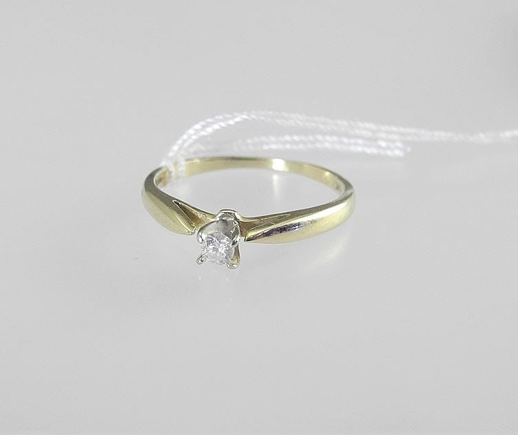 14K (marked) Gold & Diamond Solitaire Ring, Size 5, 1.35g.: 14K (marked) Gold & Diamond Solitaire Ring, Size 5, 1.35g.
