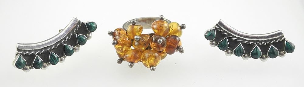 Pair of Mexican Sterling (marked) Silver & Malachite Earrings (1 1/2"w , 10.6g) & Amber Bead Ring: Pair of Mexican Sterling (marked) Silver & Malachite Earrings (1 1/2"w , 10.6g) & Amber Bead Ring