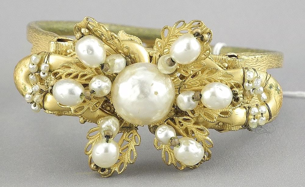Miriam Haskell Faux Pearl Gold Tone Bracelet, 2 1/4"w, 33g. (1 of 4)