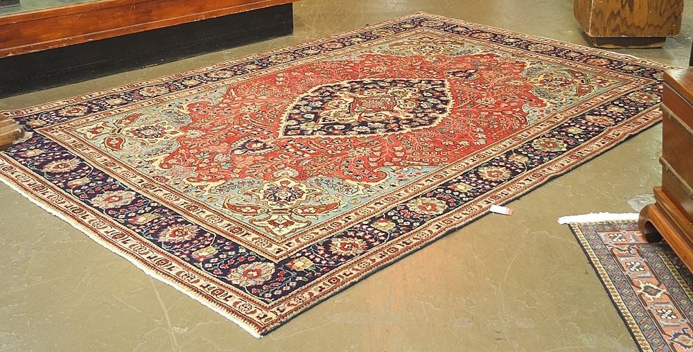 Hand Knotted Tabriz Carpet Approximately 6'8" x 9'7". (1 of 5)