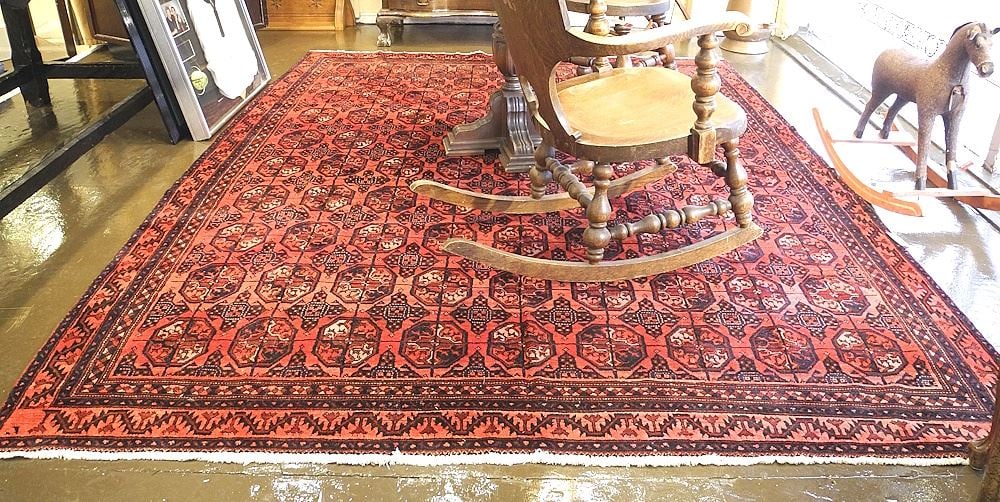 Hand Knotted Turkman Carpet Approx. 7'2" x 9'5". (1 of 3)