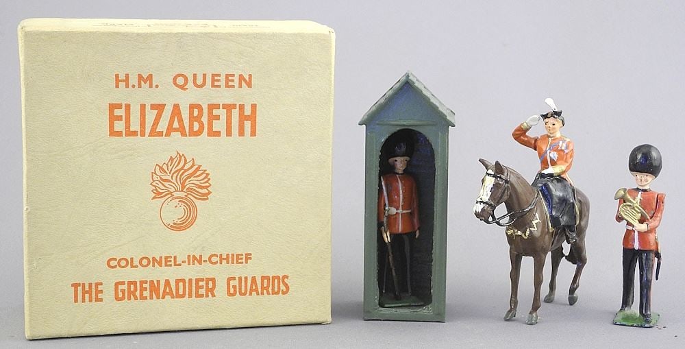 Britains Ltd Colonel-In-Chief Grenadier Guards with Original Box.: Britains Ltd Colonel-In-Chief Grenadier Guards with Original Box.