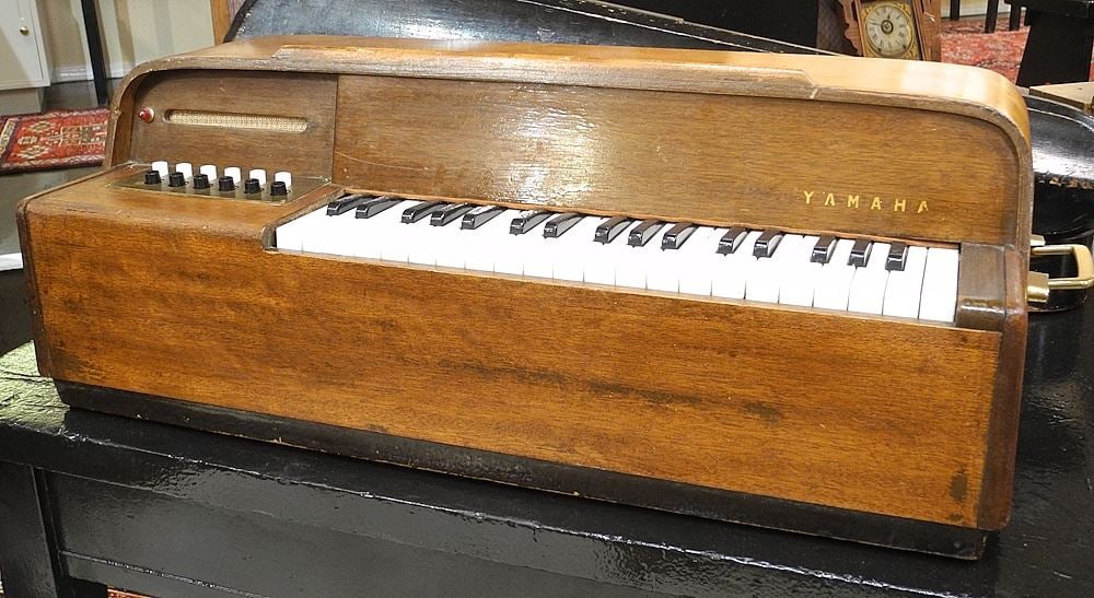 Yamaha YC-10 Combo Organ C. 1966-68, 9 7/8 x 27 x 10 3/8". (1 of 2)