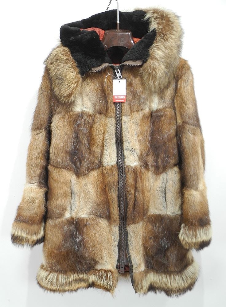 Inuit Fur Parka, Ladies M, NO EXPORT: Inuit Fur Parka, Ladies M, NO EXPORT