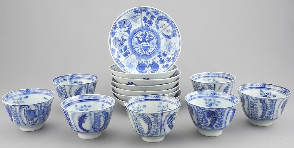 Seven Chinese Export Porcelain Tea Bowls & Saucers, 5" Diameter. (1 of 4)