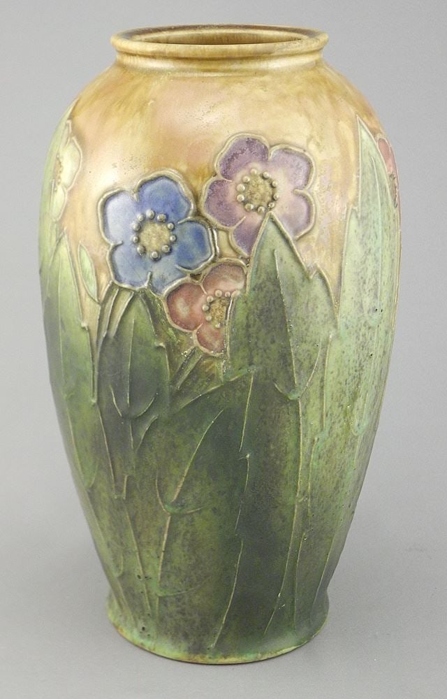 Royal Doulton Vase Impressed X8786X/ 23278, 9"h. (1 of 4)