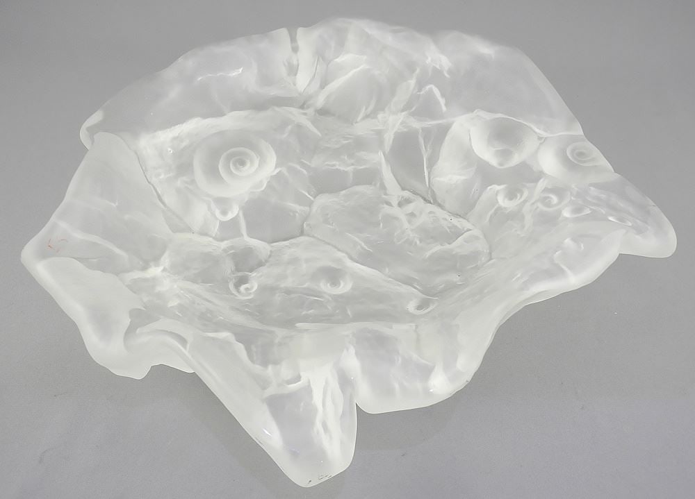 Sculptural Art Glass Bowl by Jolanda Prinsen, 2 3/4 x 11 x 10 3/4". (1 of 4)