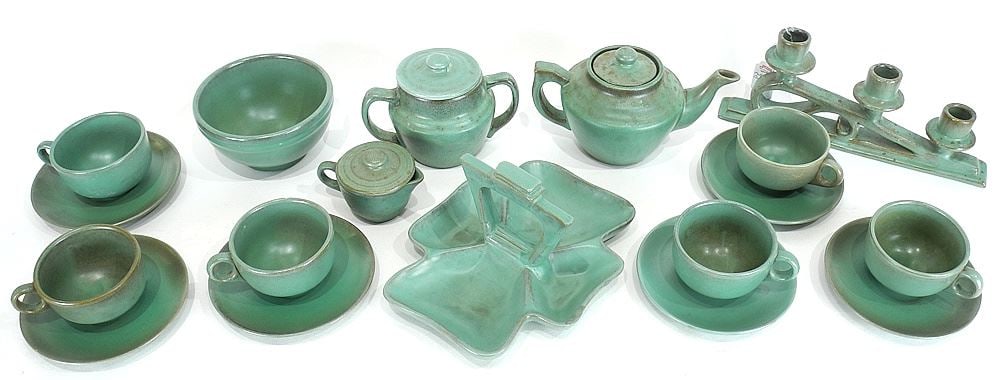 Collection of Catalina Pottery Wares: Collection of Catalina Pottery Wares