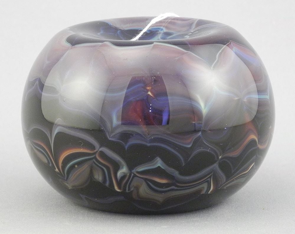 Art Glass Paper Weight signed (Mel) Munsen, 2 3/8 x 3 3/8" Diam. (1 of 3)