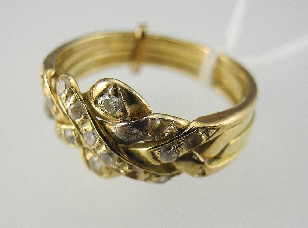 Unmarked Gold Tone Ring Set w/ Diamonds (stone missing), Size 6, 4.6g. (1 of 3)