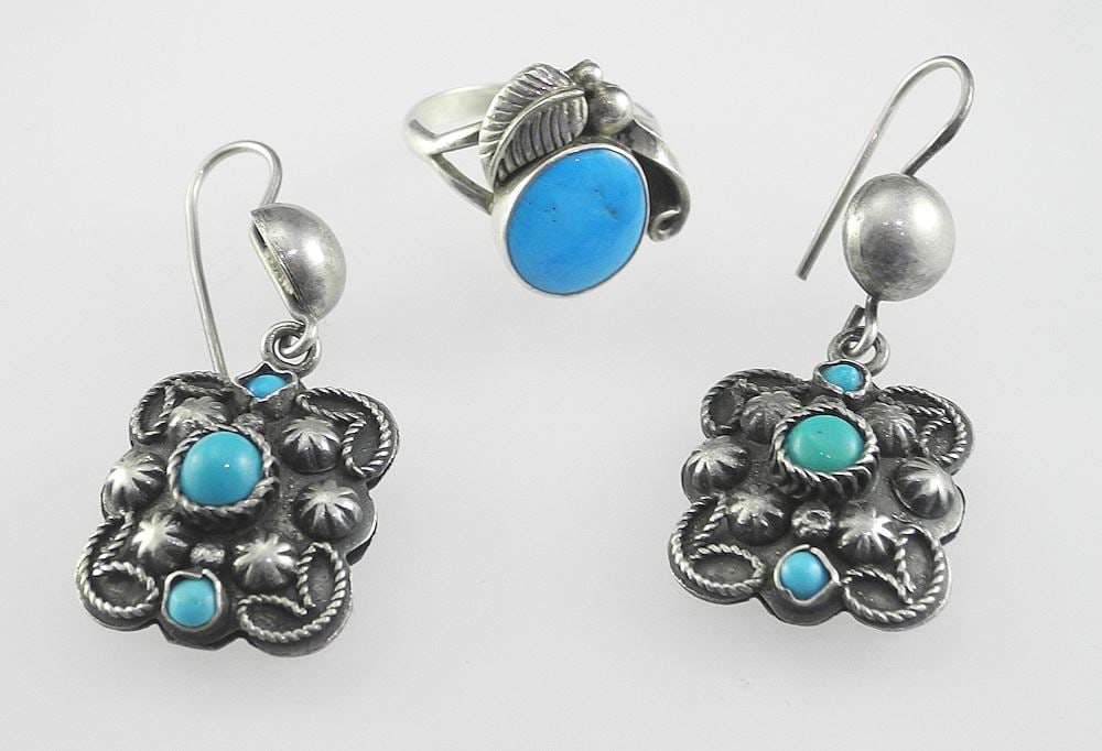 Two Southwest Jewelry Items: Ring/ Size 7/3.5g/*arols/Sterling & Unmarked Earrings, 11g, 1 (1 of 3)