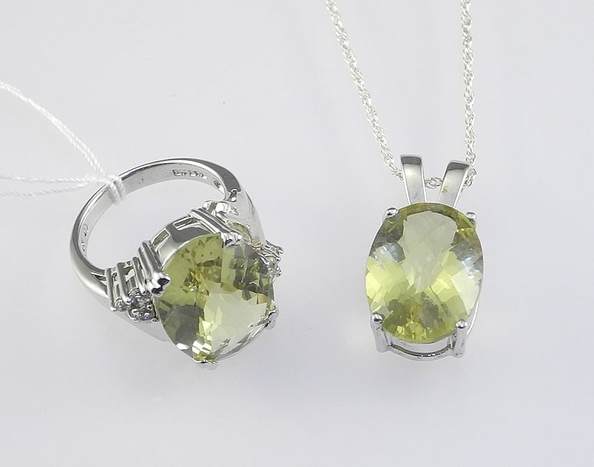 Lemon Quartz Pendant & Cocktail Ring, Necklace 17"L, TW 13.6g.: Lemon Quartz Pendant & Cocktail Ring, Necklace 17"L, TW 13.6g.