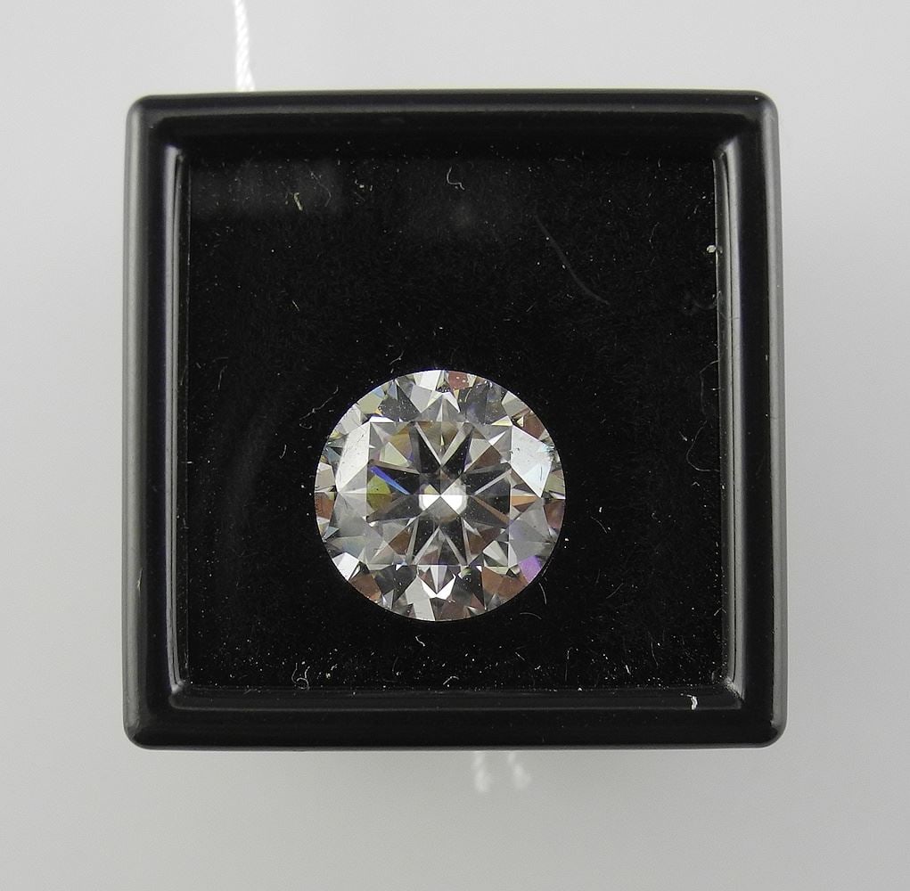 5c Loose Moissanite Gemstone. (1 of 1)