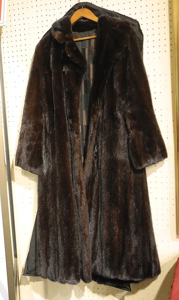 Dark Mink Fur Coat Circa 1980 (kept in cold storage). (1 of 2)