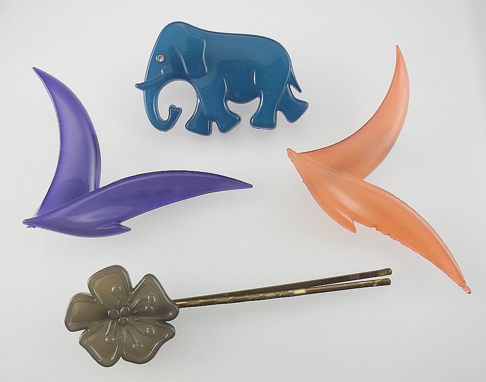 Four Buch & Deichmann Denmark Lucite Brooches & Pin.: Four Buch & Deichmann Denmark Lucite Brooches & Pin.