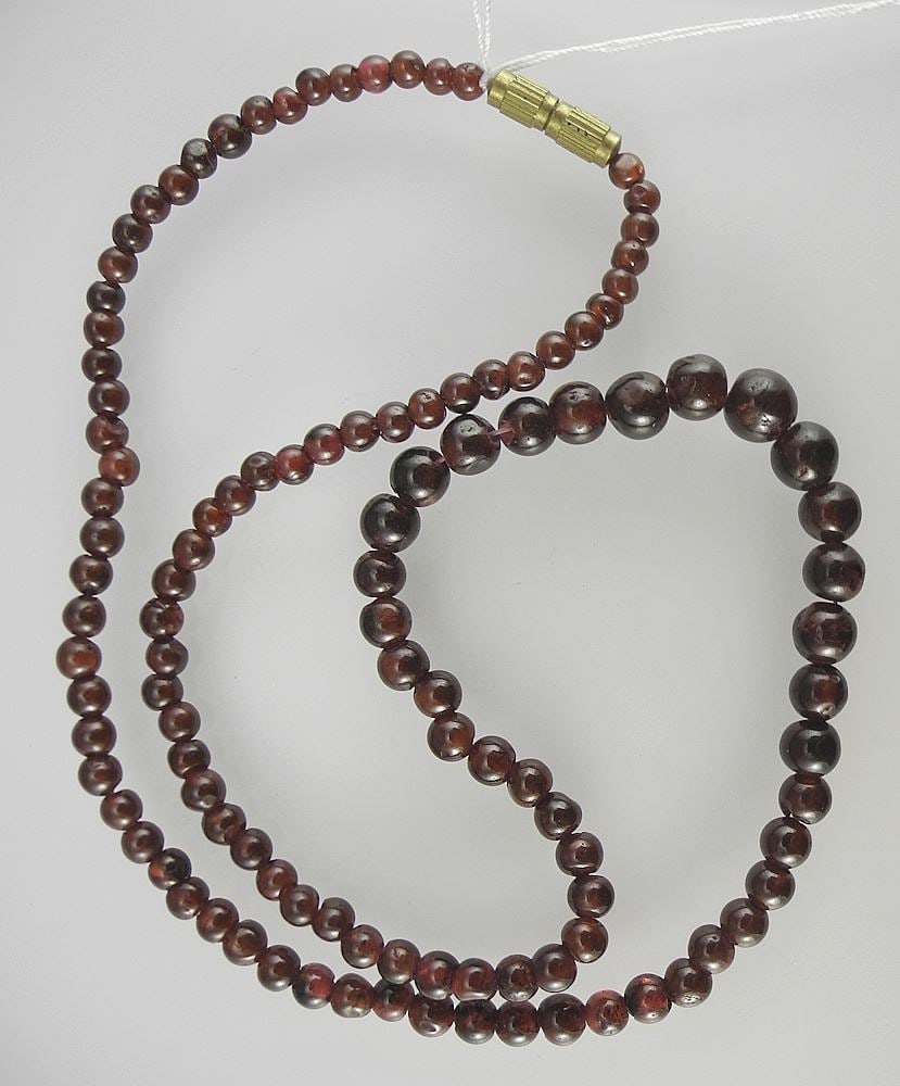 Graduated Natural Garnet Necklace, 17 1/2"L. (1 of 2)