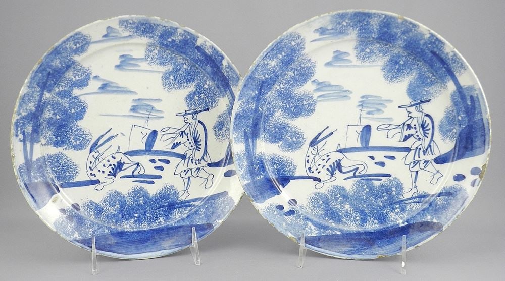 Pair of Antique Dutch Delfts Plates, 8 7/8" Diameter.: Pair of Antique Dutch Delfts Plates, 8 7/8" Diameter.