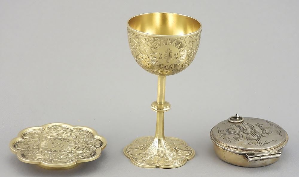 Hallmarked Gilt Silver Chalice & Paten (3 1/2"h/92g) with Hallmarked Silver Pyx, 32g. (1 of 8)