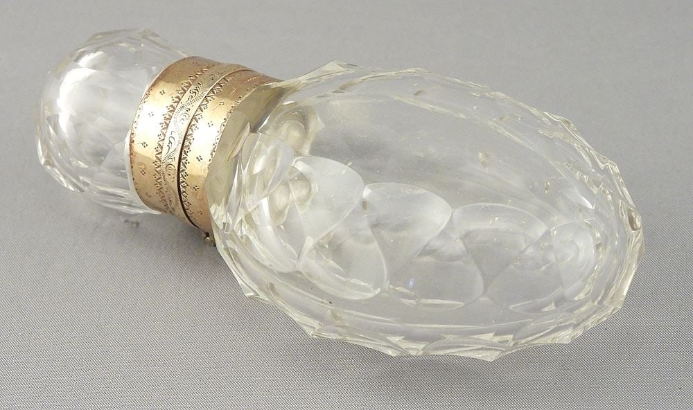 Dutch 14K (oak leaf mark) Gold Mounted Crystal Scent Flask, 3 5/8"h , TW 93.29g. (1 of 3)