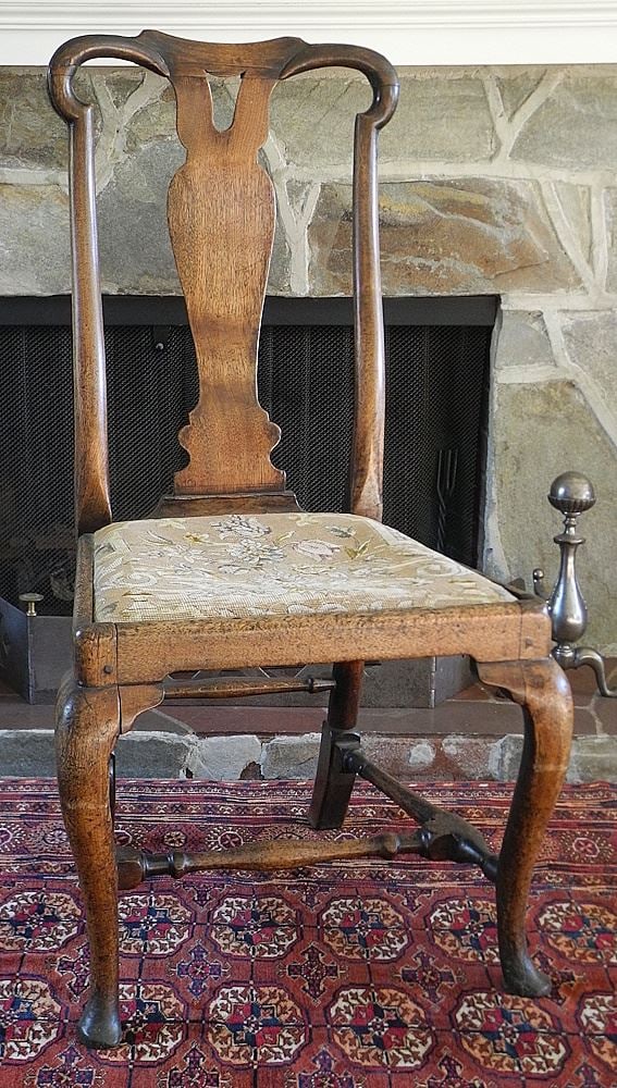Queen Anne Period Walnut Side Chair, Shaped Urn Splat, Slip Seat & Cabriole Legs, 40"h. (1 of 9)