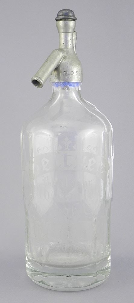 Old English Beverage Co. Victoria BC Seltzer Soda Syphon, 11 7/8"h.: Old English Beverage Co. Victoria BC Seltzer Soda Syphon, 11 7/8"h.