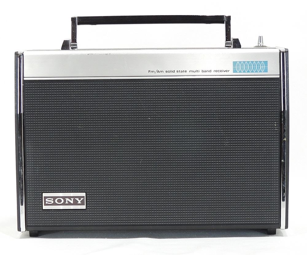 Sony AM/FM Solid State Multi Band Receiver. - 2