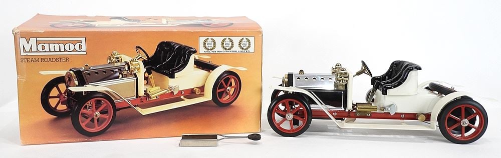 Mamod SA1 Steam Roadster with Original Box. (1 of 3)