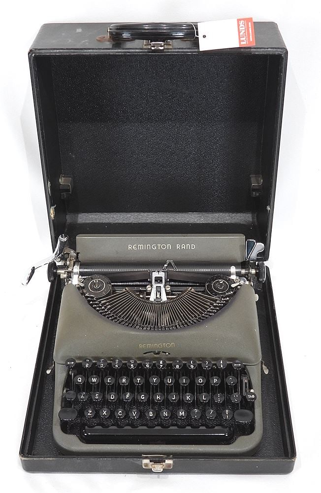 Remington Rand Typewriter in Case, 13 1/2"w.: Remington Rand Typewriter in Case, 13 1/2"w.
