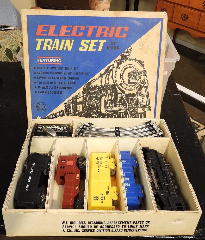 Marx Toys #9722 Electric Train Set in Original Box. (1 of 2)
