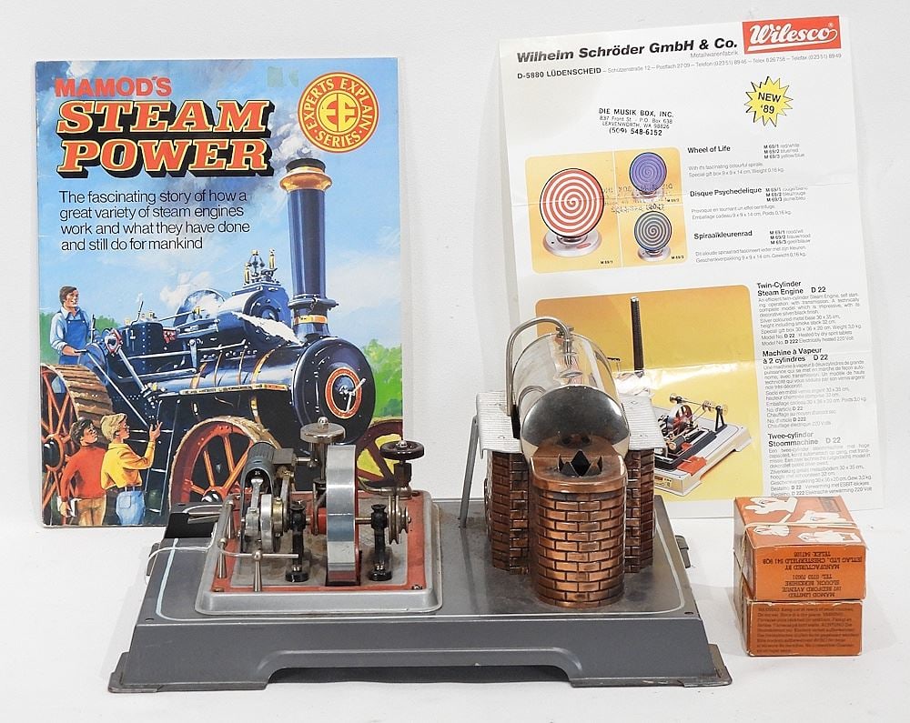 Wilesco Model Steam Engine (12 1/4" L) with Booklet & Parts.: Wilesco Model Steam Engine (12 1/4" L) with Booklet & Parts.
