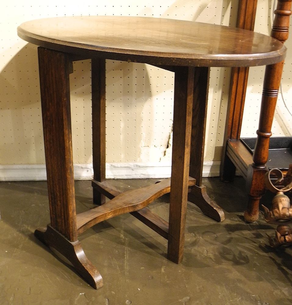 Early 20th C. Convertible Side Table 38 1/2"h Closed. (1 of 2)