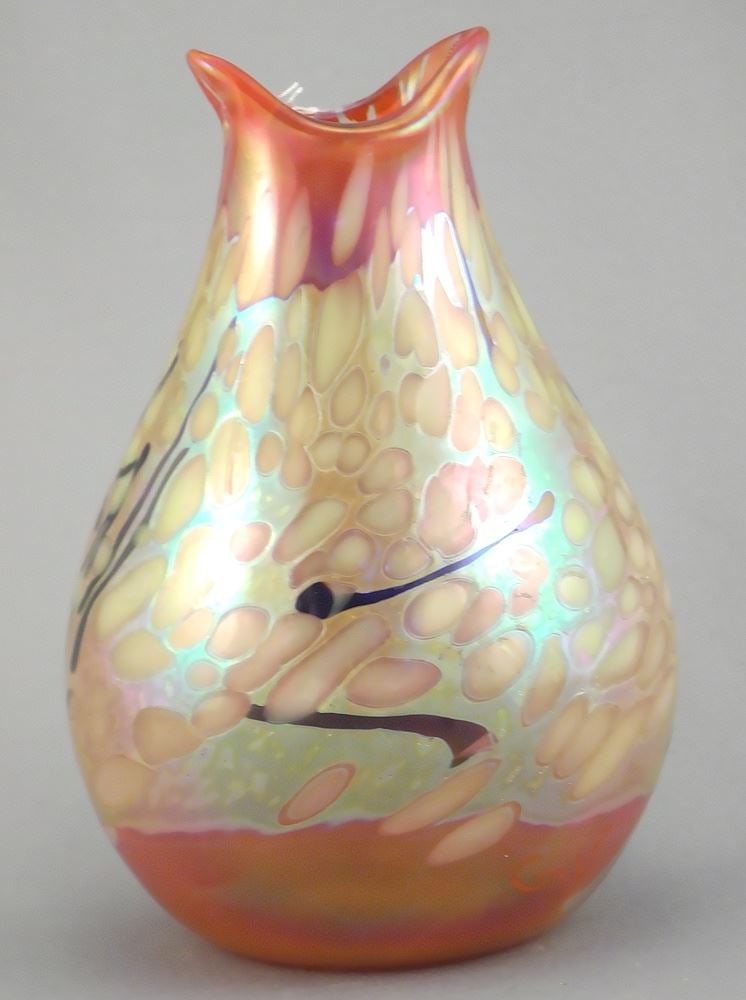 Iridescent Art Glass Vase signed Rick Hunter 2022, 6 1/8"h.: Iridescent Art Glass Vase signed Rick Hunter 2022, 6 1/8"h.