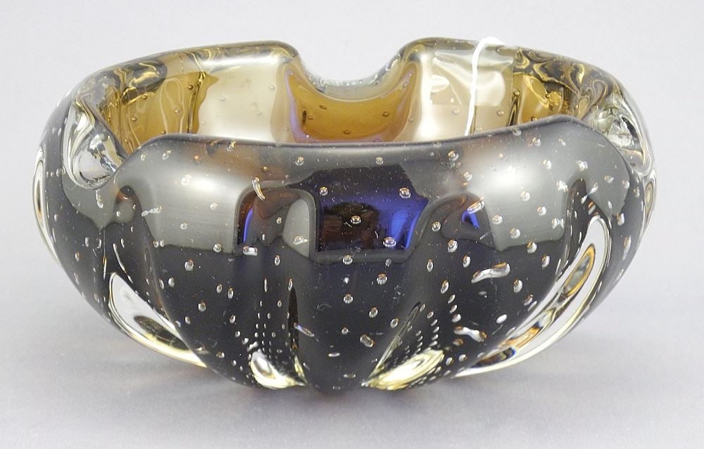 Aseda Glasbruk Sweden Art Glass Bowl/Ashtray, 6 1/41" Diameter.: Aseda Glasbruk Sweden Art Glass Bowl/Ashtray, 6 1/41" Diameter.
