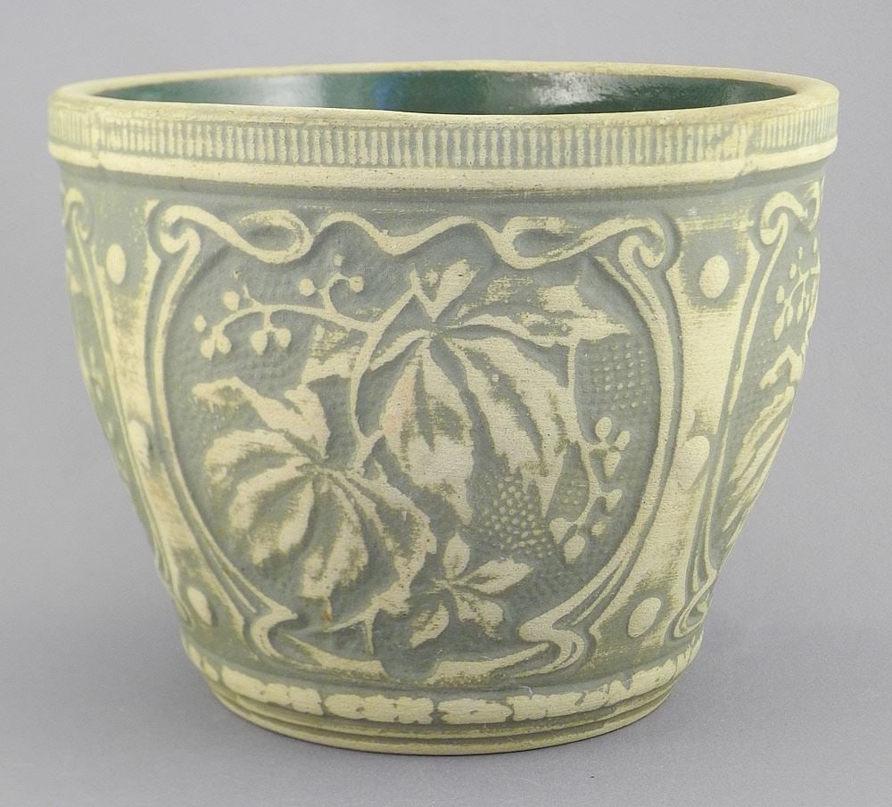 Red Wing Brush Ware Jardiniere, 6 1/8"h.: Red Wing Brush Ware Jardiniere, 6 1/8"h.