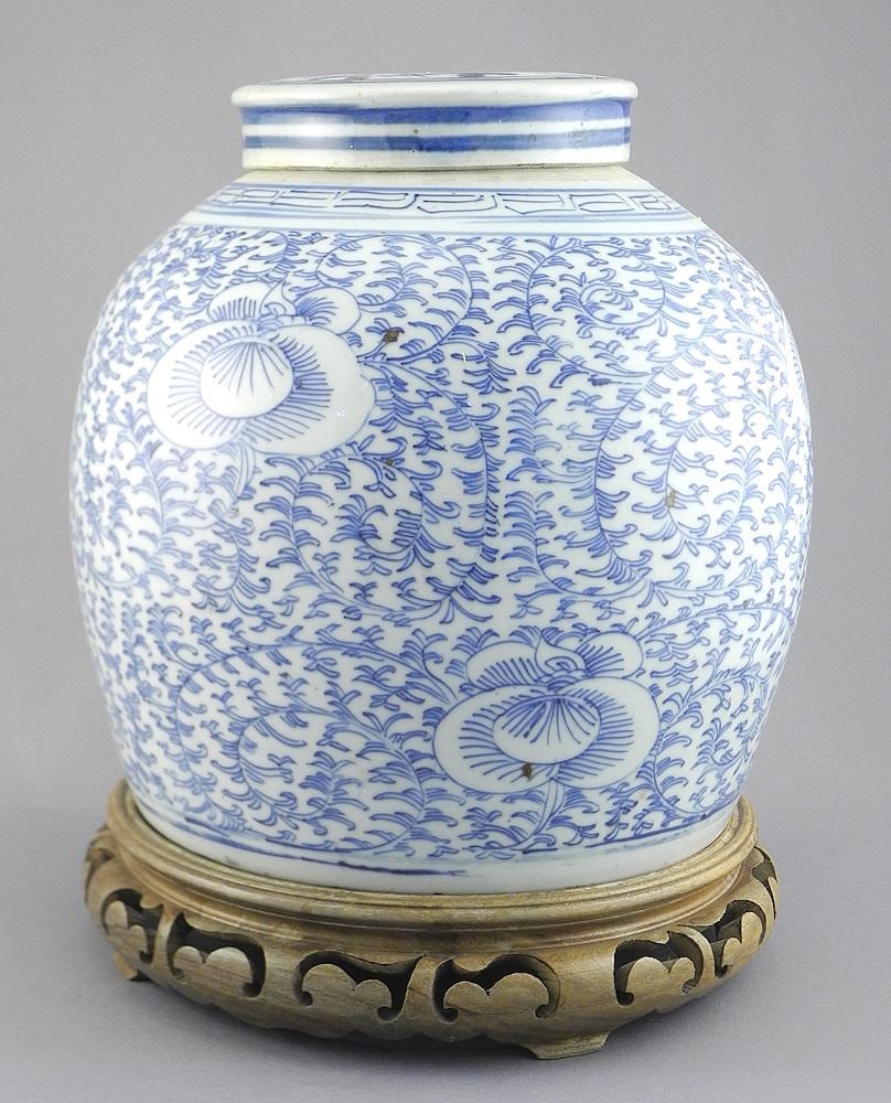 Qing Dynasty Blue & White "Lotus" Ginger Jar with Lid & Stand, 8 1/2"h: Qing Dynasty Blue & White "Lotus" Ginger Jar with Lid & Stand, 8 1/2"h