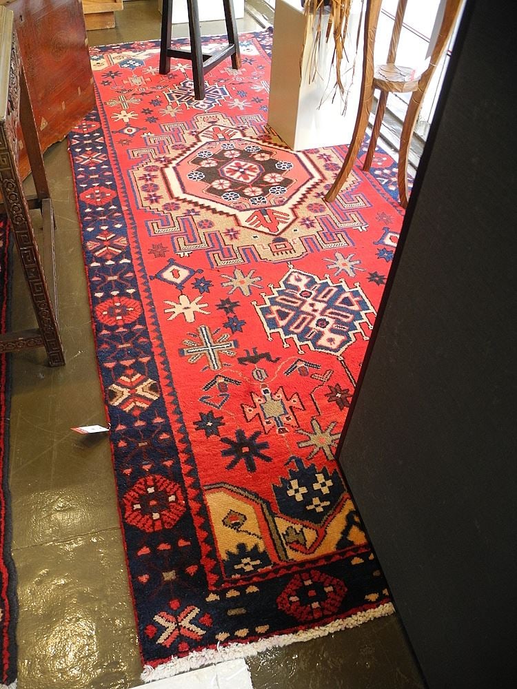 Hand Knotted Persian Runner, 3'10" x 9'9".: Hand Knotted Persian Runner, 3'10" x 9'9".