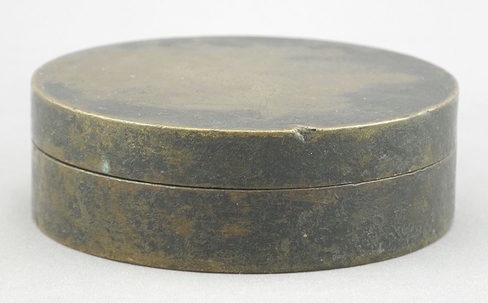 Chinese Bronze Round Ink Box, Qianlong Mark, 3 1/4" Diameter, 368g: Chinese Bronze Round Ink Box, Qianlong Mark, 3 1/4" Diameter, 368g
