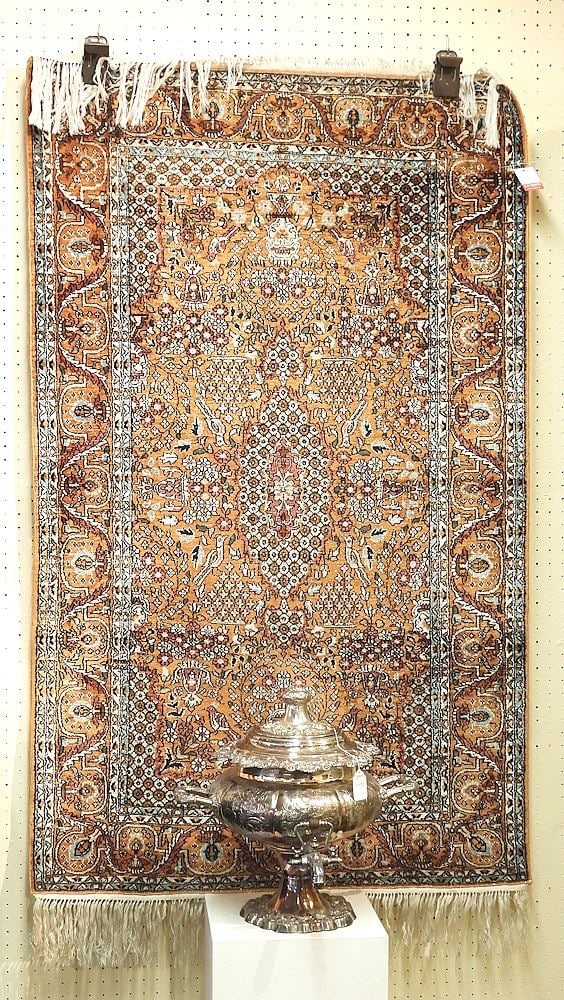 Hand Knotted Silk & Cotton Indian Carpet Approximately 3'2" x 6'1".: Hand Knotted Silk & Cotton Indian Carpet Approximately 3'2" x 6'1".