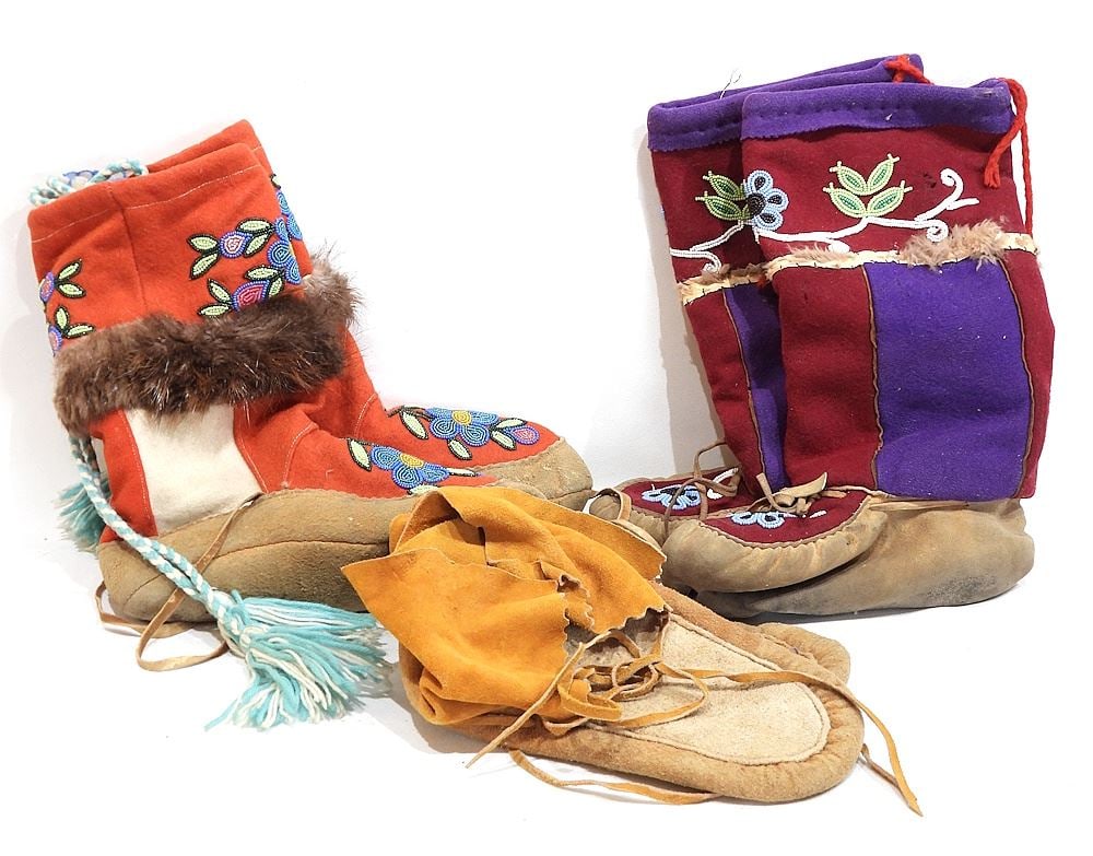 Collection of Cree Beaded Boots, 10-11"L.: Collection of Cree Beaded Boots, 10-11"L.