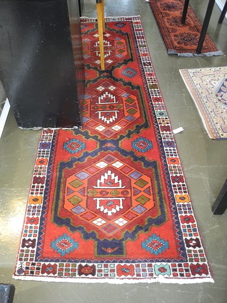 Hand Knotted Persian Runner, 3'5" x 9'9".: Hand Knotted Persian Runner, 3'5" x 9'9".