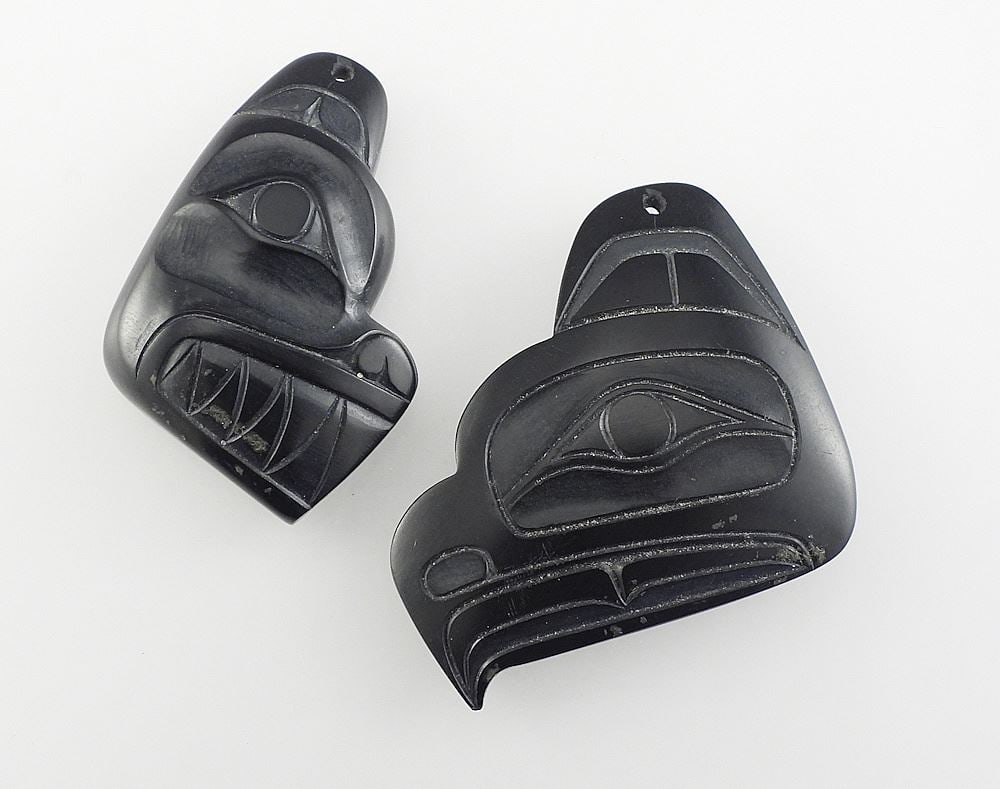 2 Haida Argillite Pendants signed J. Pollard, "Bear" & "Eagle" 1985, 1 1/2 & 1 3/8"h.: 2 Haida Argillite Pendants signed J. Pollard, "Bear" & "Eagle" 1985, 1 1/2 & 1 3/8"h.