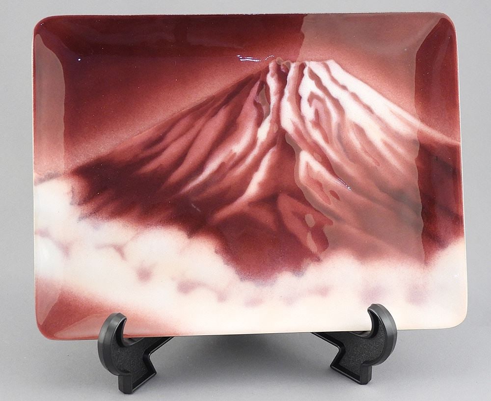 Suzuhan Japan Cloisonne Mt. Fuji Dish, 9 1/4"w with Original Box.: Suzuhan Japan Cloisonne Mt. Fuji Dish, 9 1/4"w with Original Box.