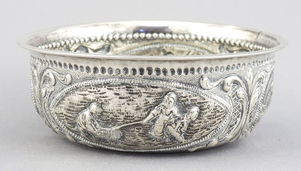 Dutch Silver Embossed 4 1/2" Bowl, 98g. (1 of 7)