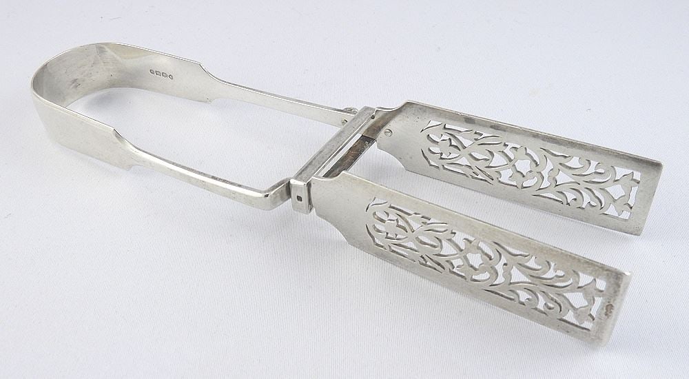 Pair of Victorian Hallmarked Silver Asparagus Tongs, GA/London, 9"L, 153g.: Pair of Victorian Hallmarked Silver Asparagus Tongs, GA/London, 9"L, 153g.