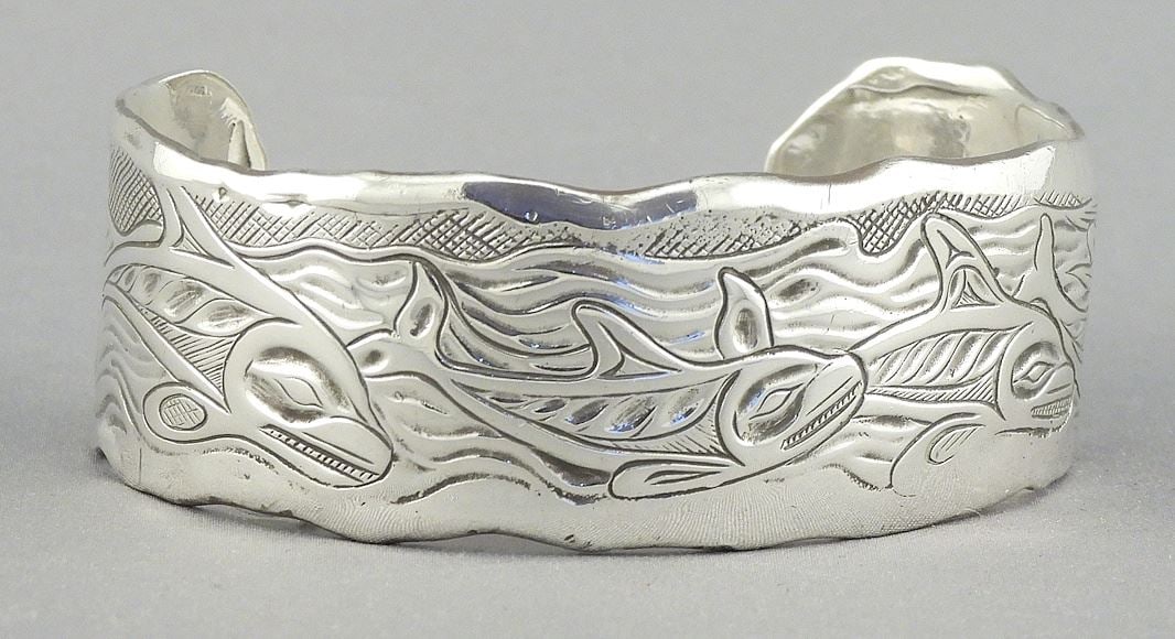 Northwest Coast Silver "Orca Pod" Bracelet Unsigned, 7/8"h, 58.4g. (1 of 2)