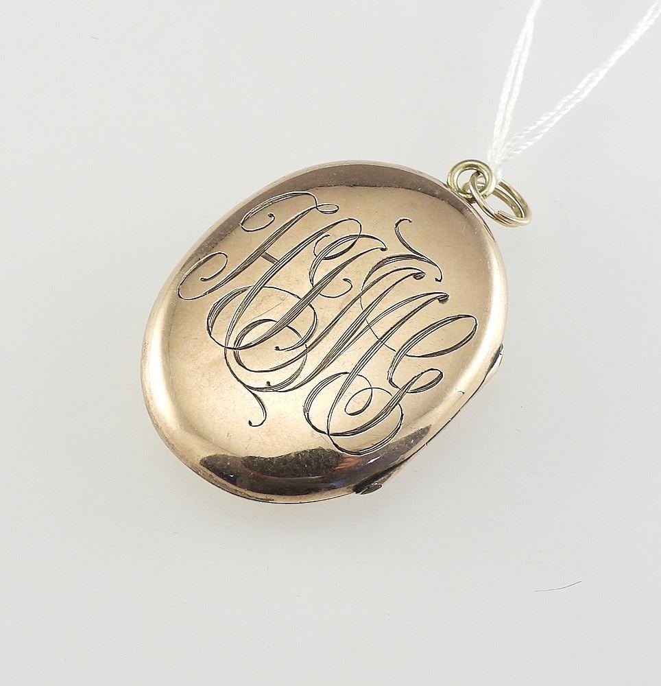 Rolled Gold Portrait Pendant, 7.62g.: Rolled Gold Portrait Pendant, 7.62g.